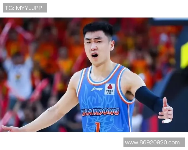 齐麟的崛起与挑战：探索新生代篮球明星的成长之路与未来展望